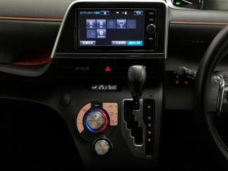 2017 Toyota Sienta - Thumbnail