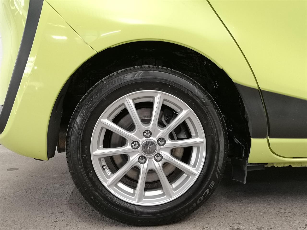 2017 Toyota Sienta