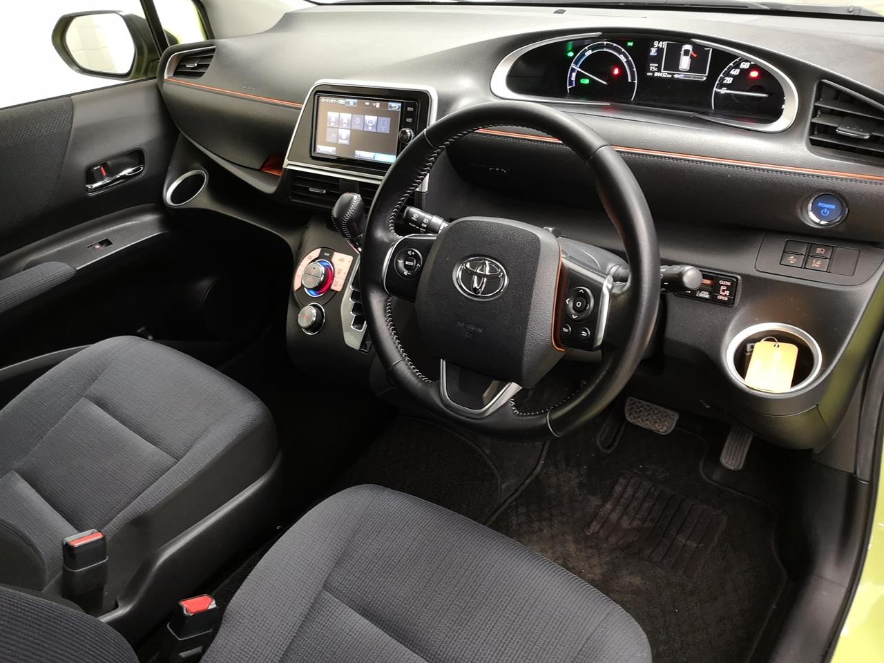 2017 Toyota Sienta