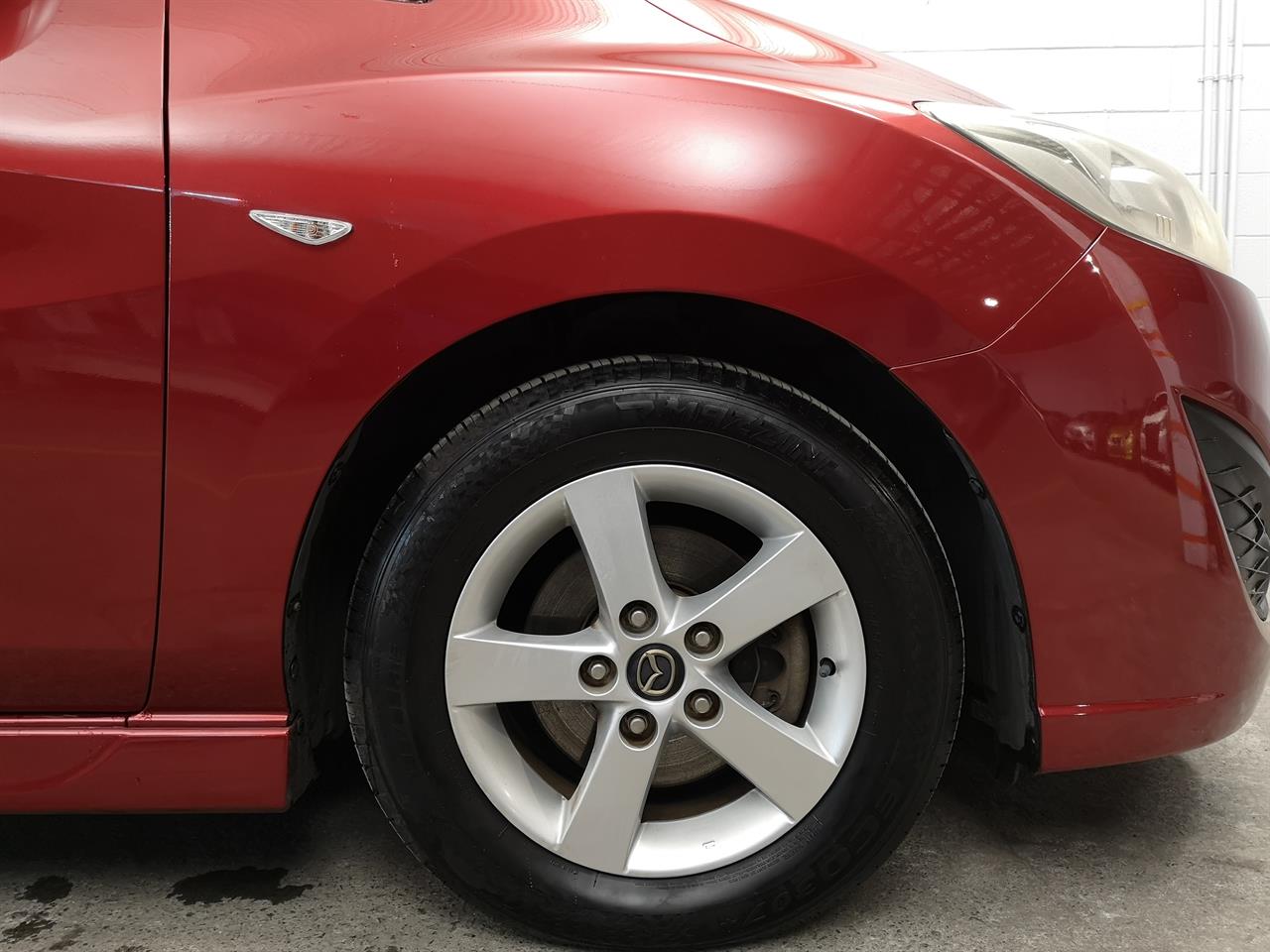2013 Mazda Premacy