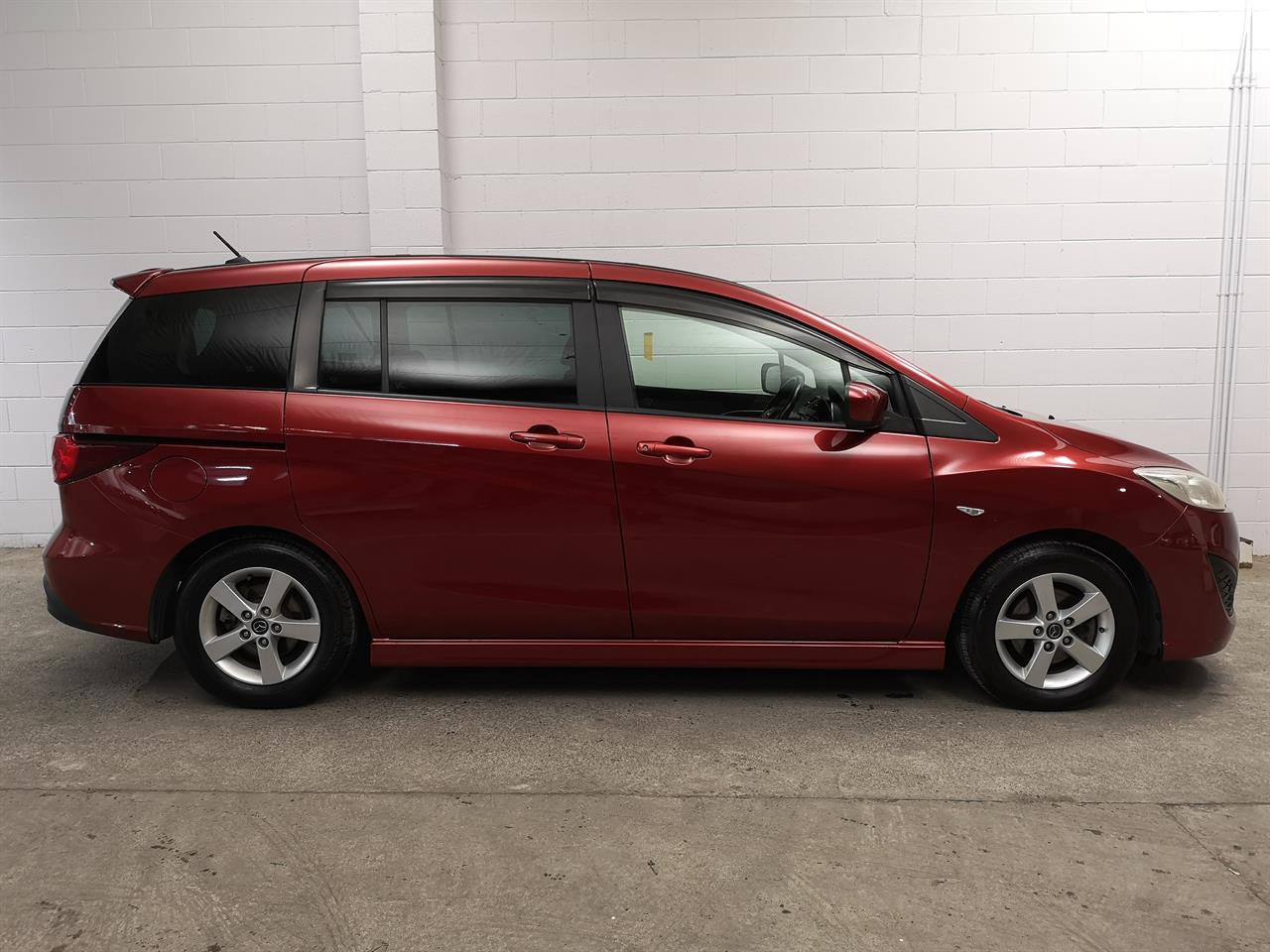 2013 Mazda Premacy