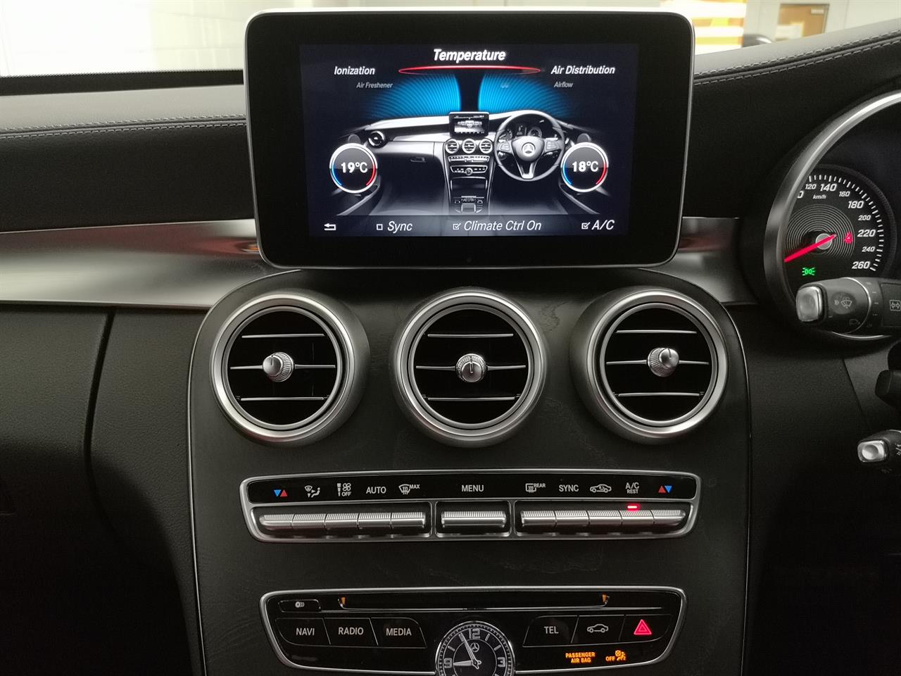 2014 Mercedes-Benz C 200