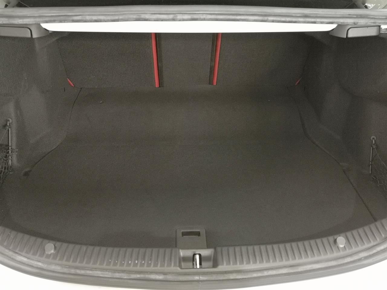 2014 Mercedes-Benz C 200