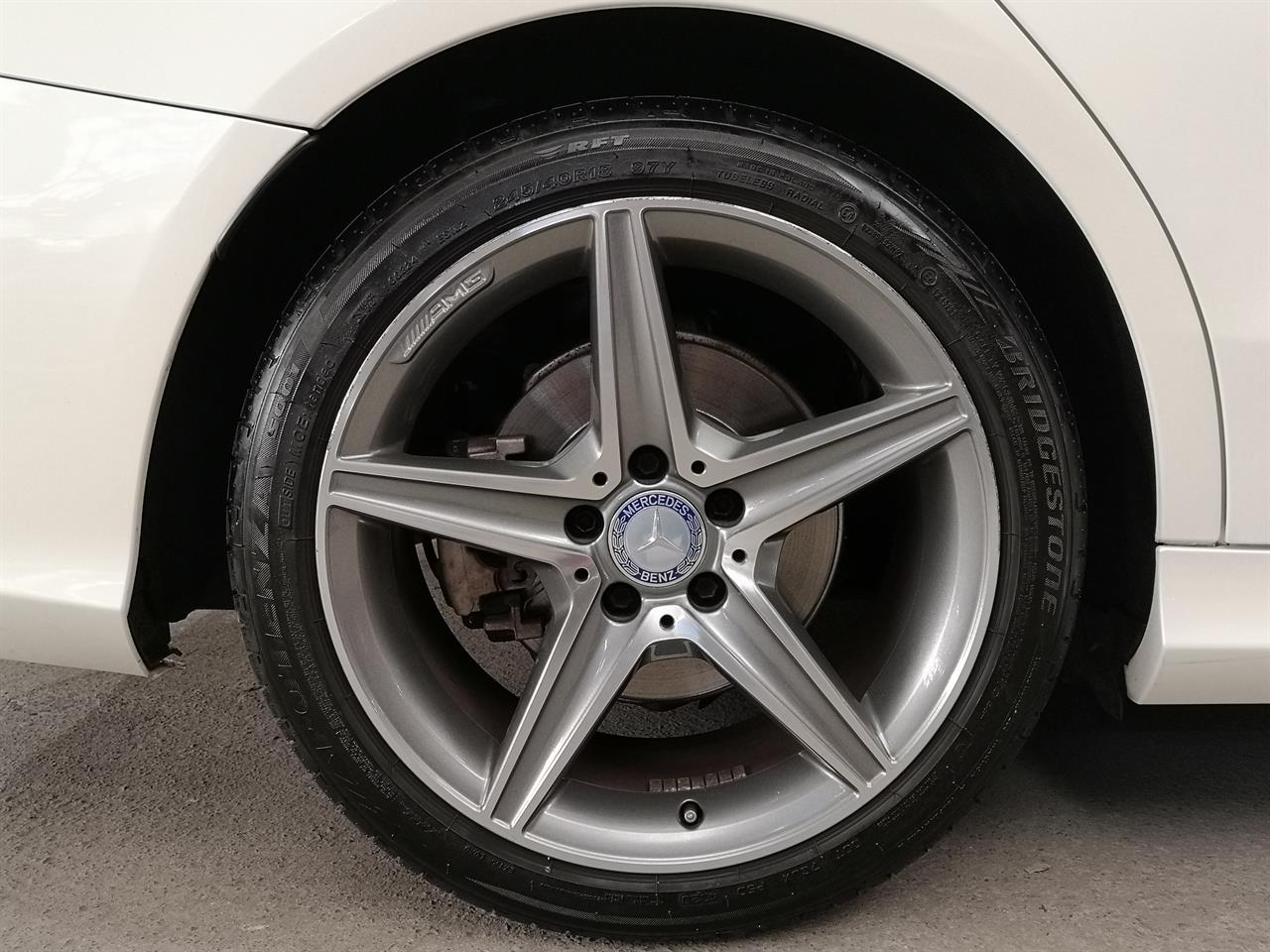 2014 Mercedes-Benz C 200