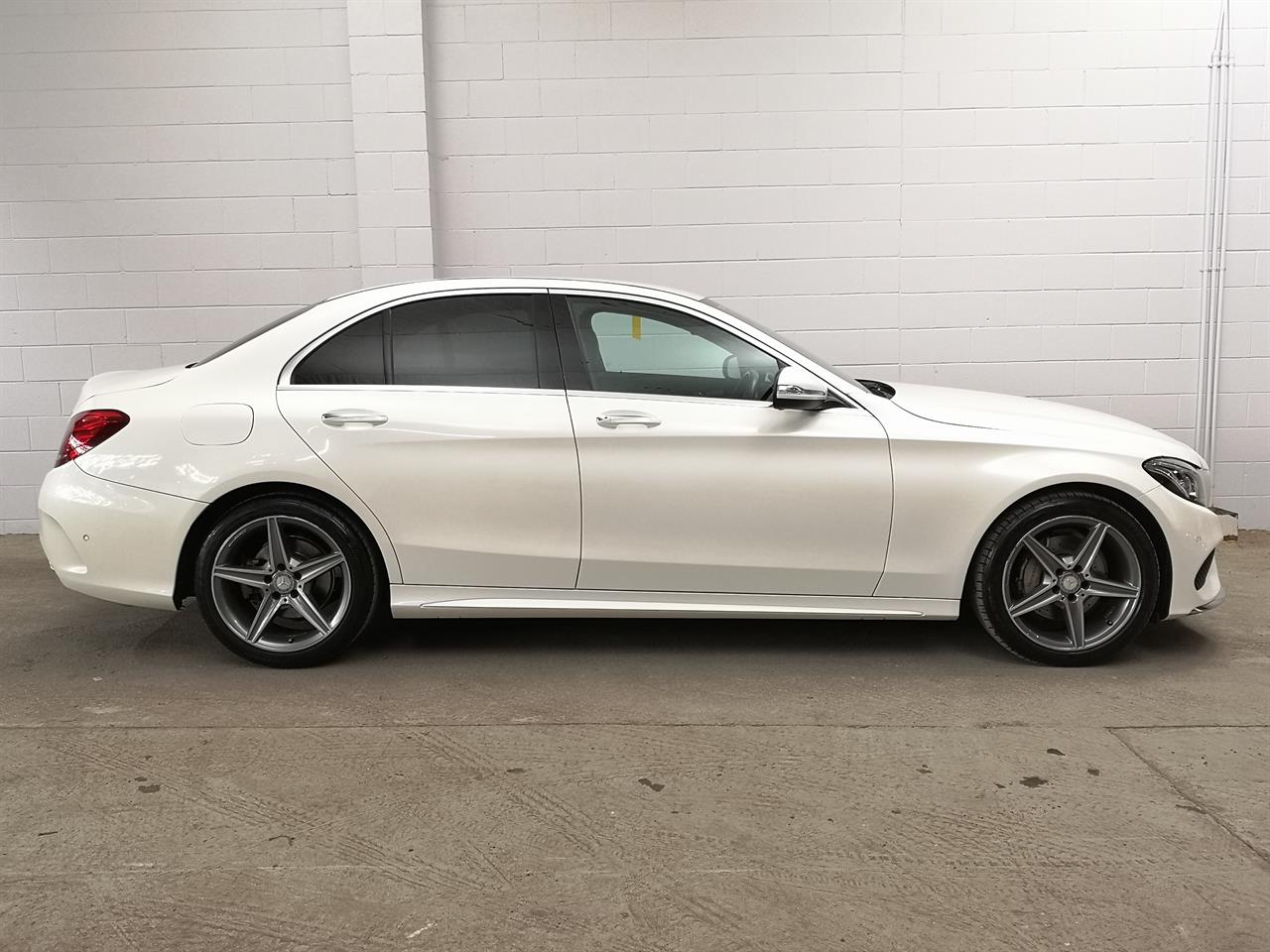 2014 Mercedes-Benz C 200