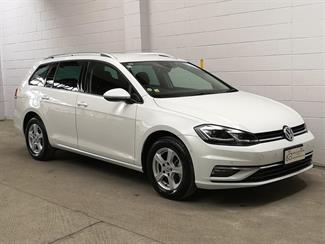 2020 Volkswagen Golf - Thumbnail