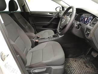 2020 Volkswagen Golf - Thumbnail