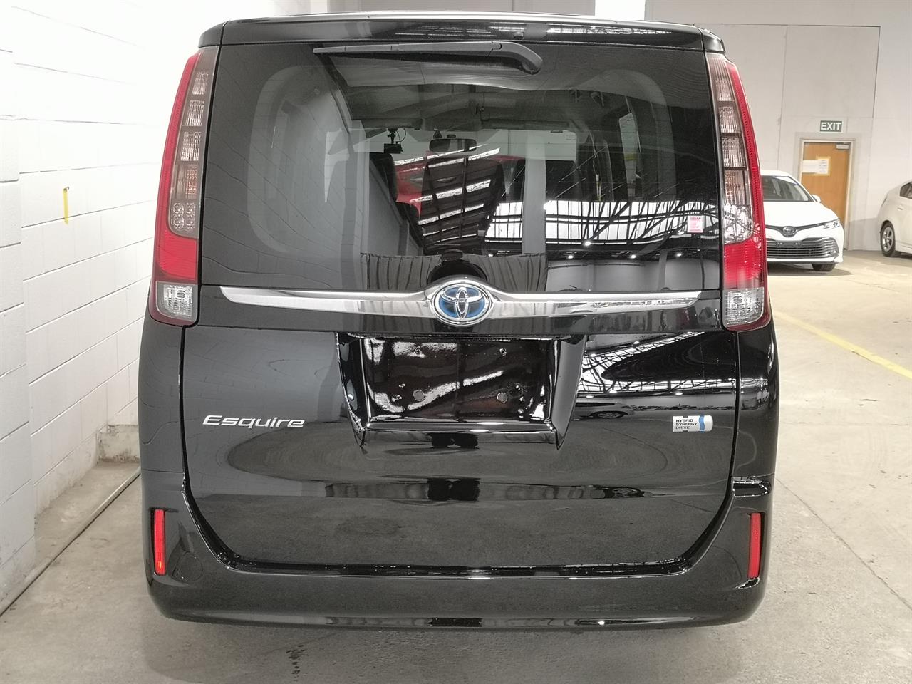 2015 Toyota Esquire