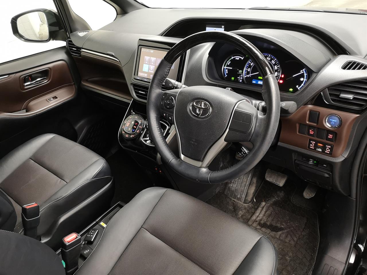 2015 Toyota Esquire