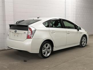 2012 Toyota Prius - Thumbnail