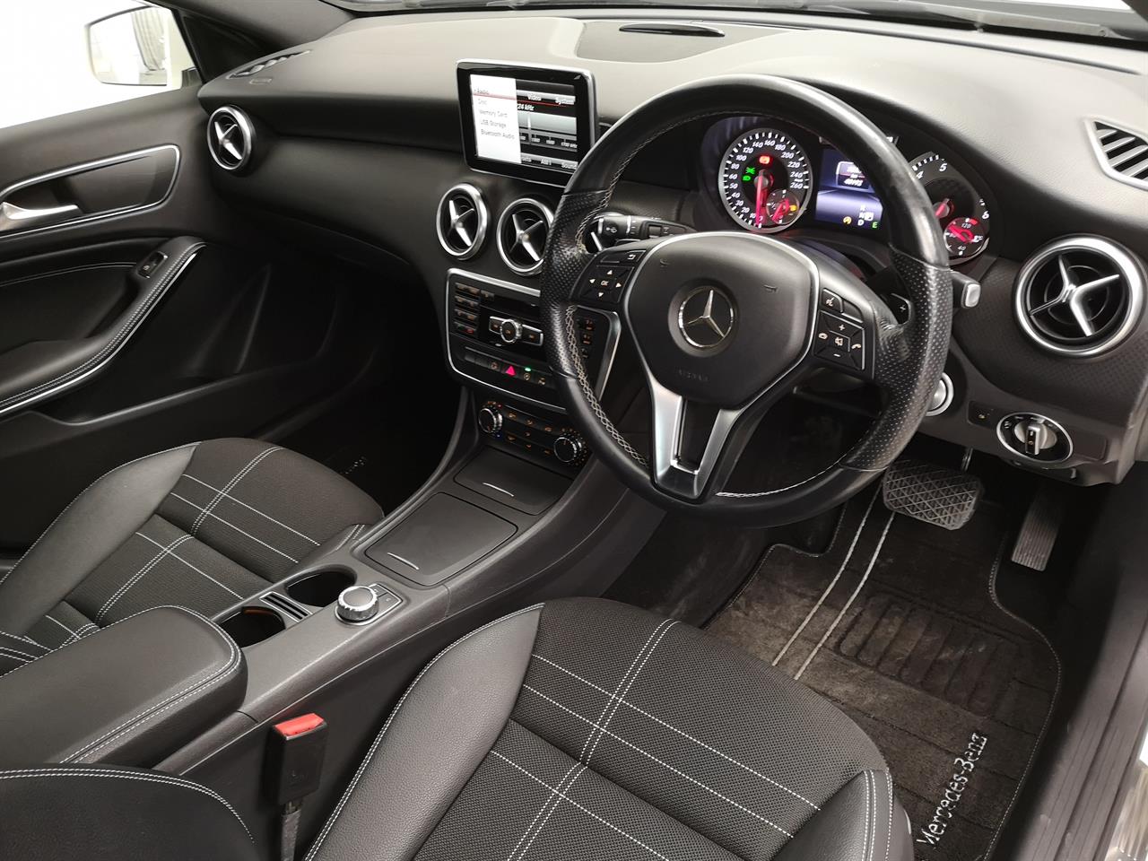 2015 Mercedes-Benz A 180