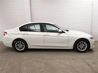 2017 BMW 320d - Thumbnail