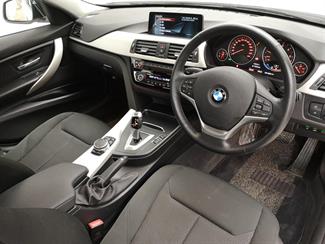 2017 BMW 320d - Thumbnail