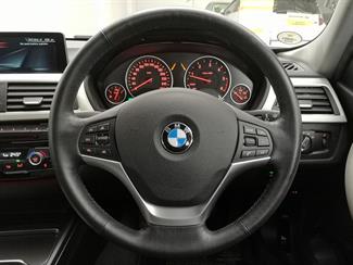 2017 BMW 320d - Thumbnail