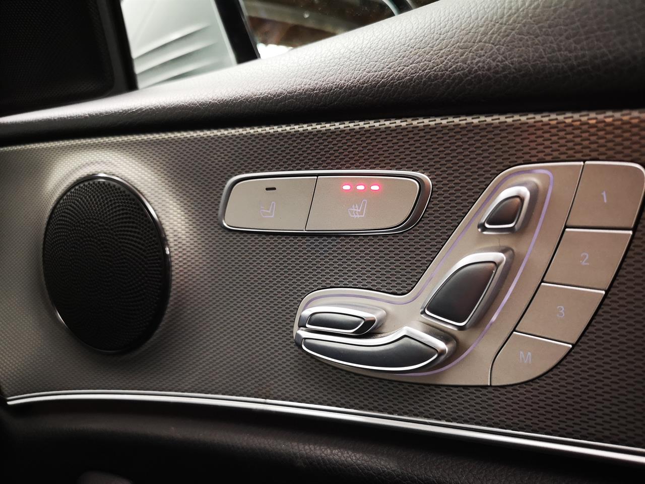 2017 Mercedes-Benz E 220