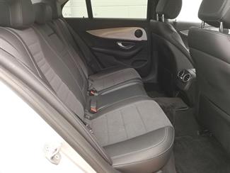 2017 Mercedes-Benz E 220 - Thumbnail