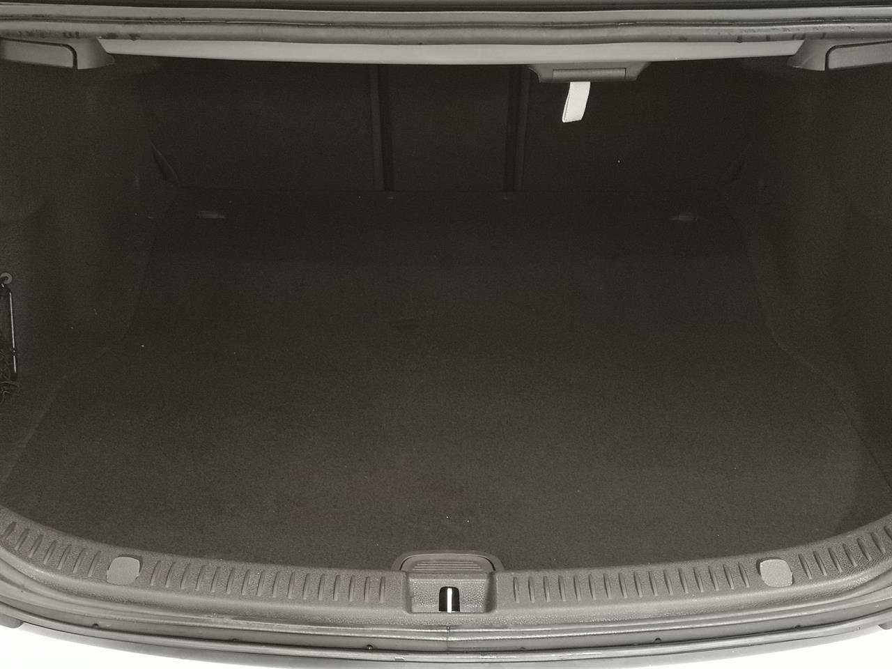 2017 Mercedes-Benz E 220