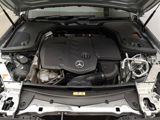2017 Mercedes-Benz E 220 - Thumbnail