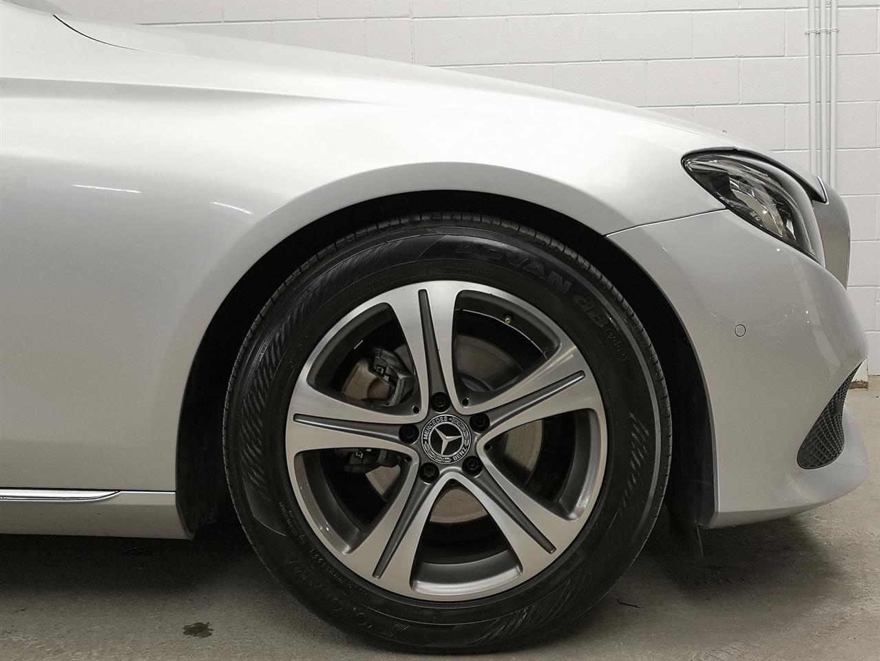 2017 Mercedes-Benz E 220