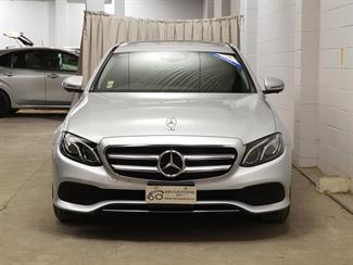 2017 Mercedes-Benz E 220 - Thumbnail