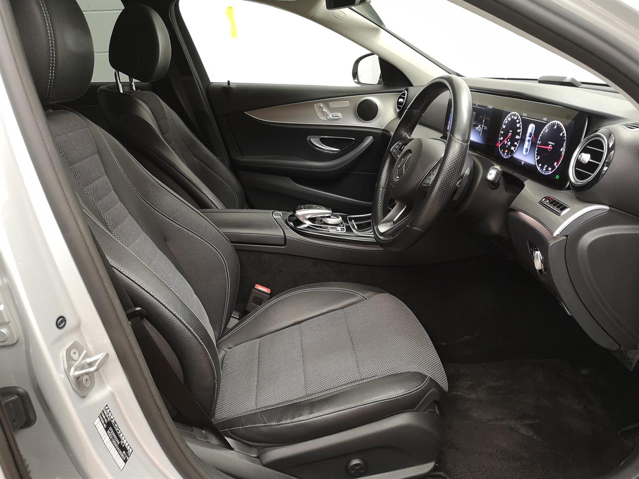 2017 Mercedes-Benz E 220