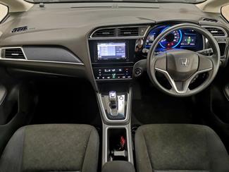 2016 Honda Fit - Thumbnail