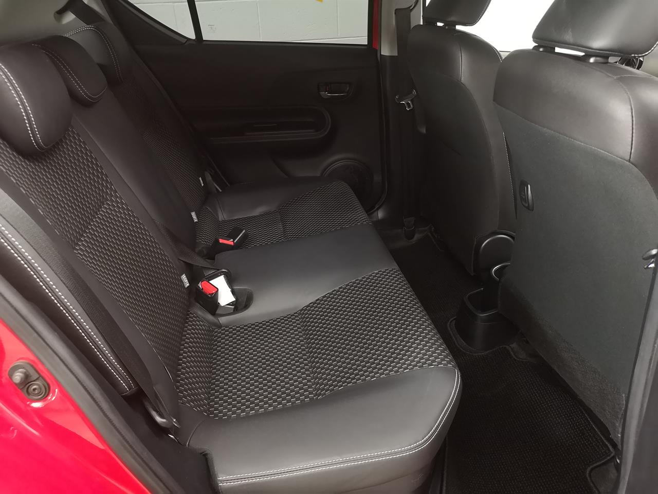 2017 Toyota Aqua