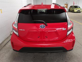 2017 Toyota Aqua - Thumbnail