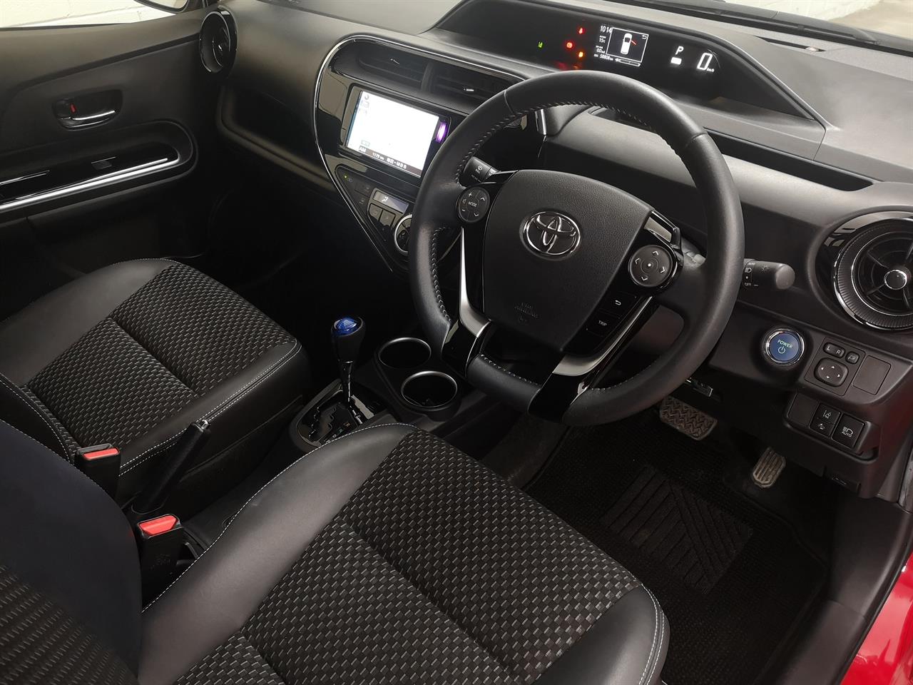 2017 Toyota Aqua