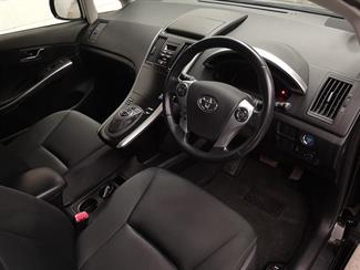 2013 Toyota Sai - Thumbnail