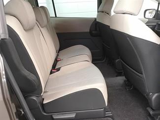 2017 Mazda Premacy - Thumbnail