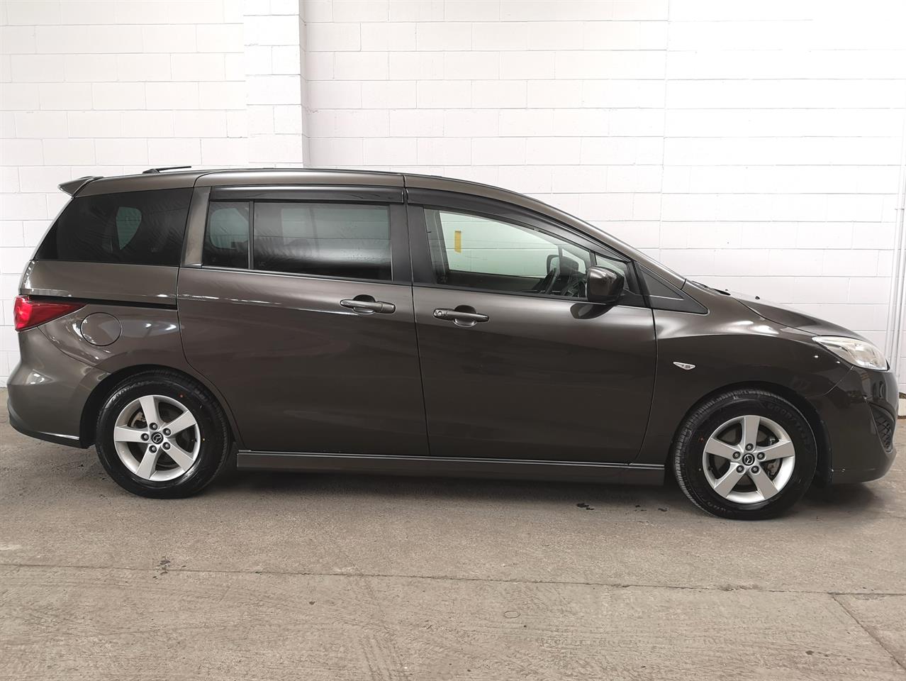 2017 Mazda Premacy