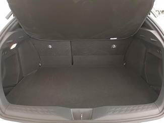 2018 Toyota C-HR - Thumbnail