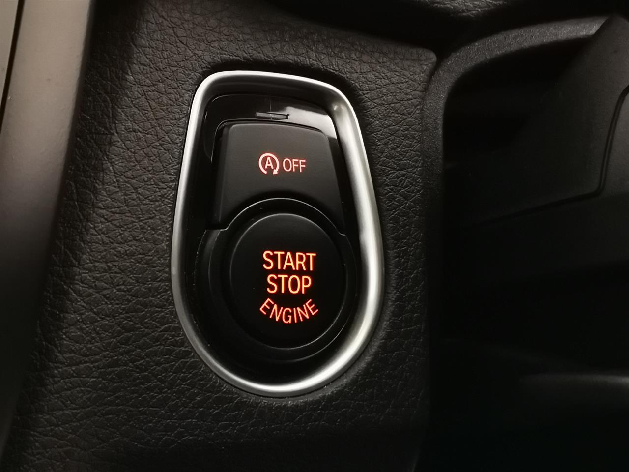 2015 BMW 320i