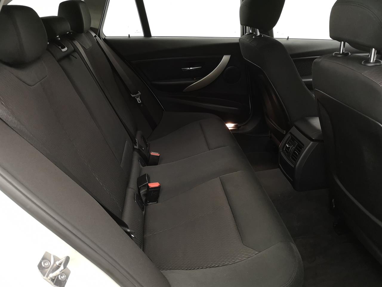 2015 BMW 320i
