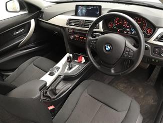 2015 BMW 320i - Thumbnail