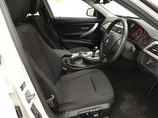2015 BMW 320i - Thumbnail