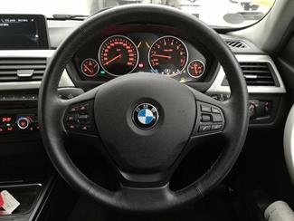 2015 BMW 320i - Thumbnail