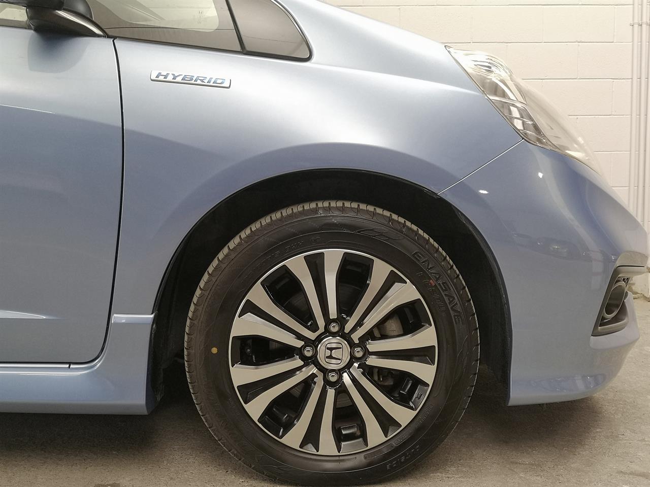 2013 Honda FIT SHUTTLE