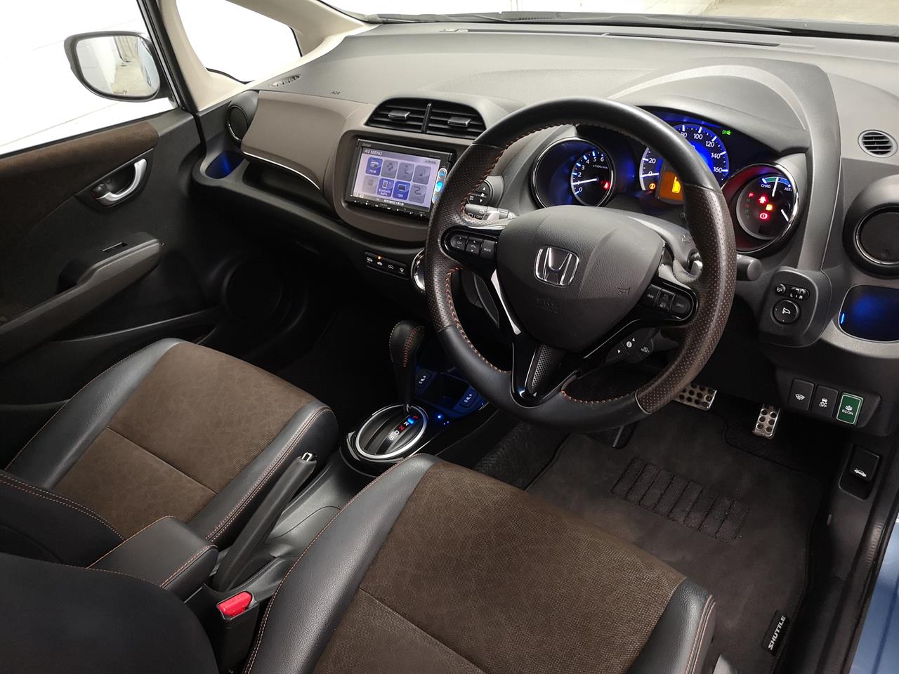 2013 Honda FIT SHUTTLE