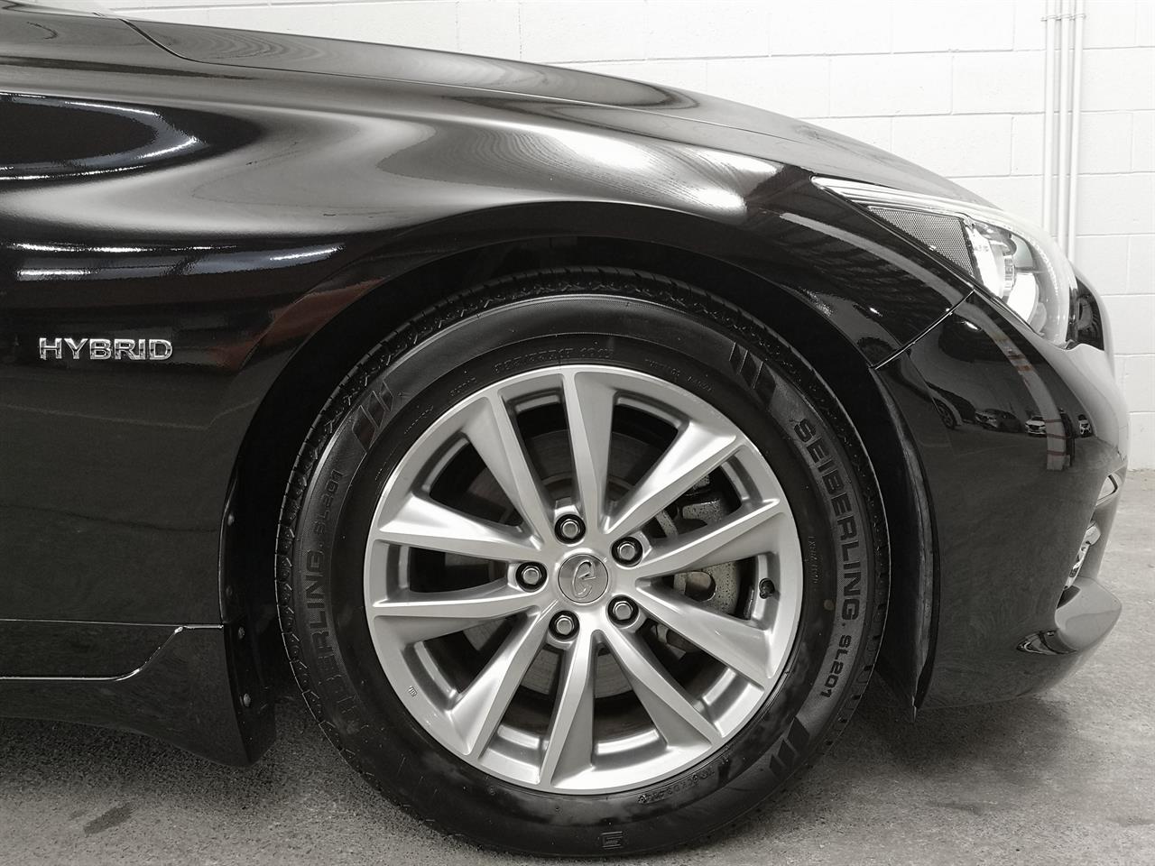 2015 Nissan Skyline