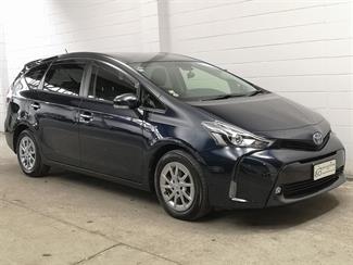 2017 Toyota Prius - Thumbnail