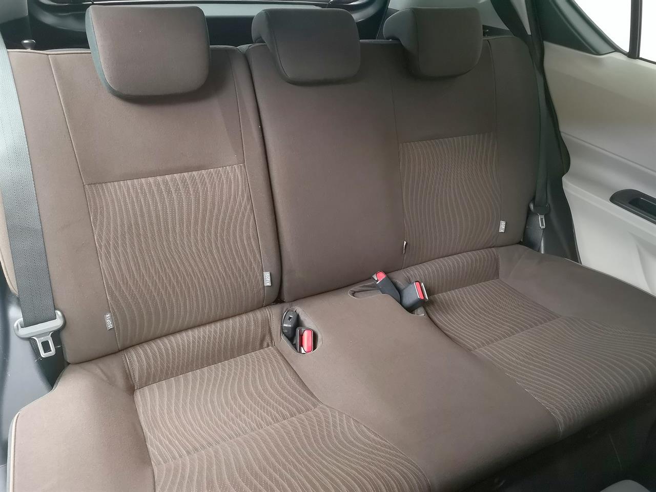2013 Toyota Aqua