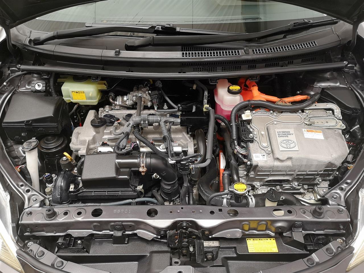 2013 Toyota Aqua