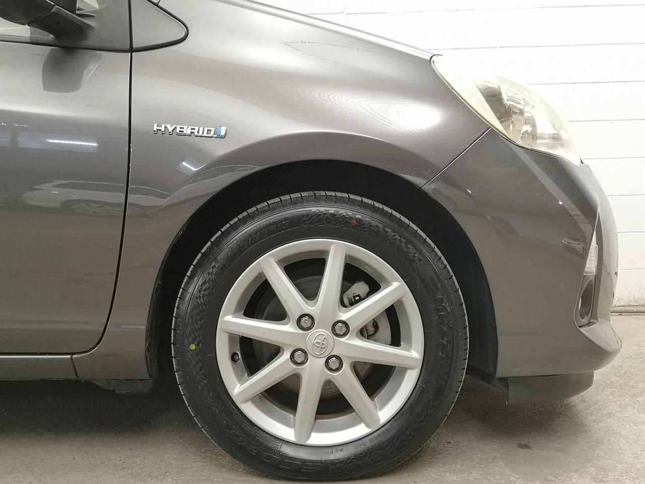 2013 Toyota Aqua