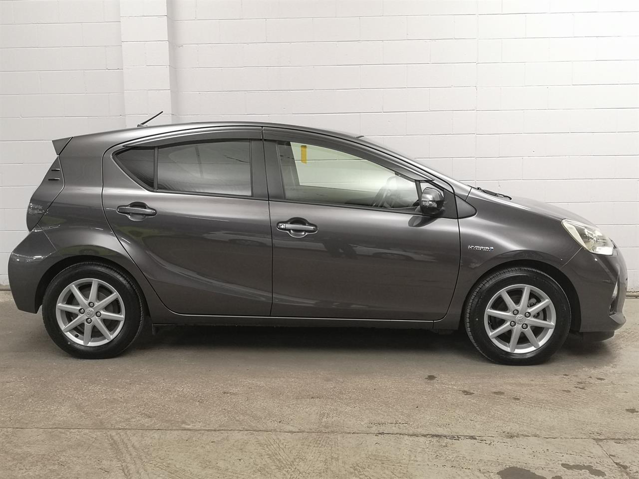2013 Toyota Aqua