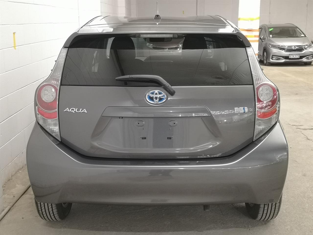 2013 Toyota Aqua