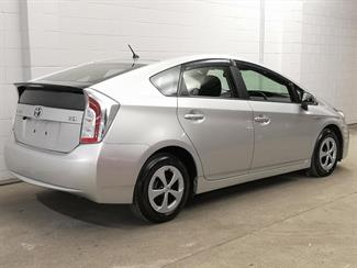 2014 Toyota Prius - Thumbnail