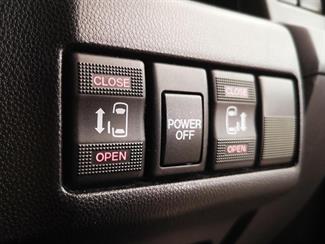 2013 Mazda Premacy - Thumbnail