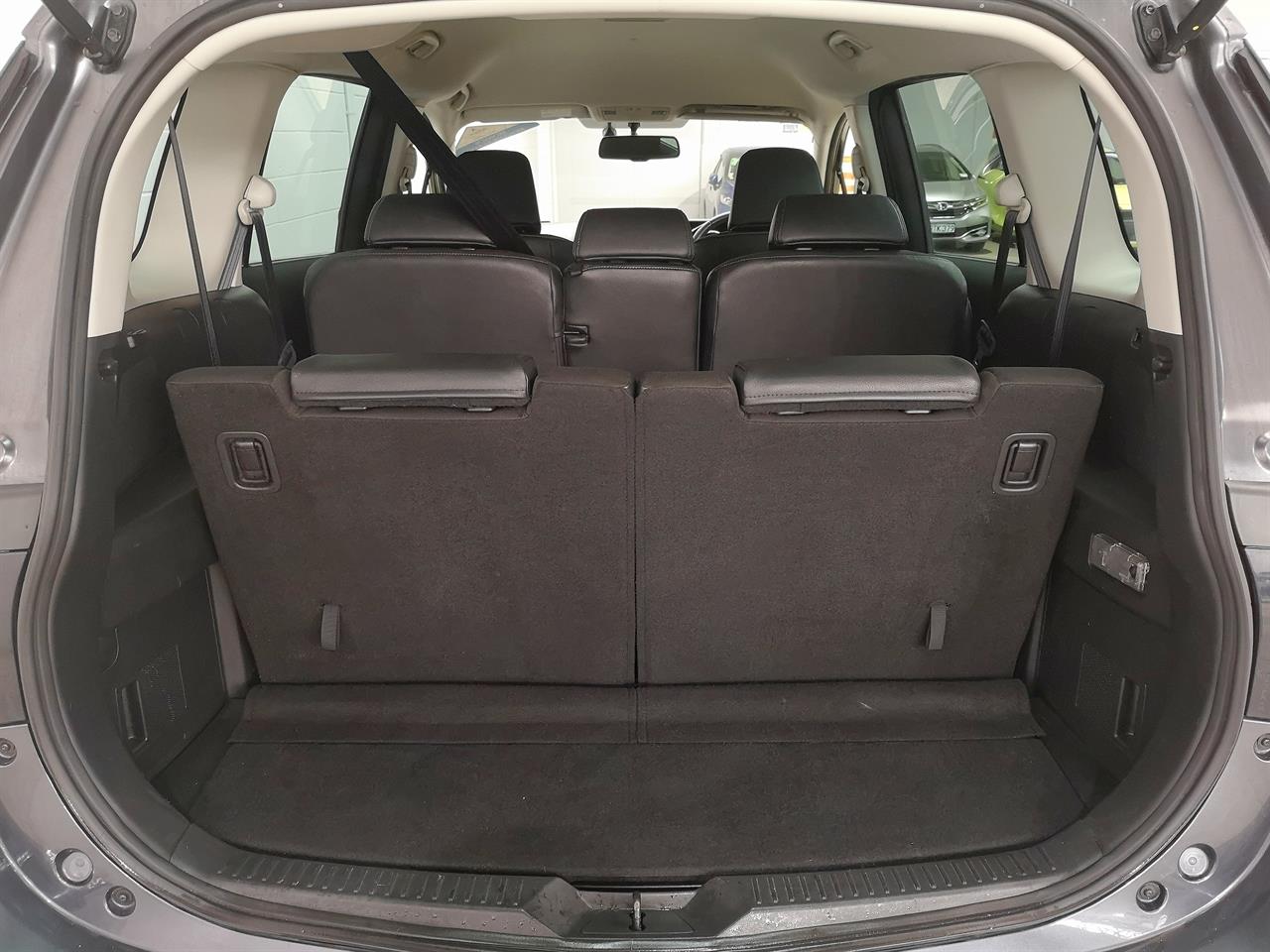 2013 Mazda Premacy